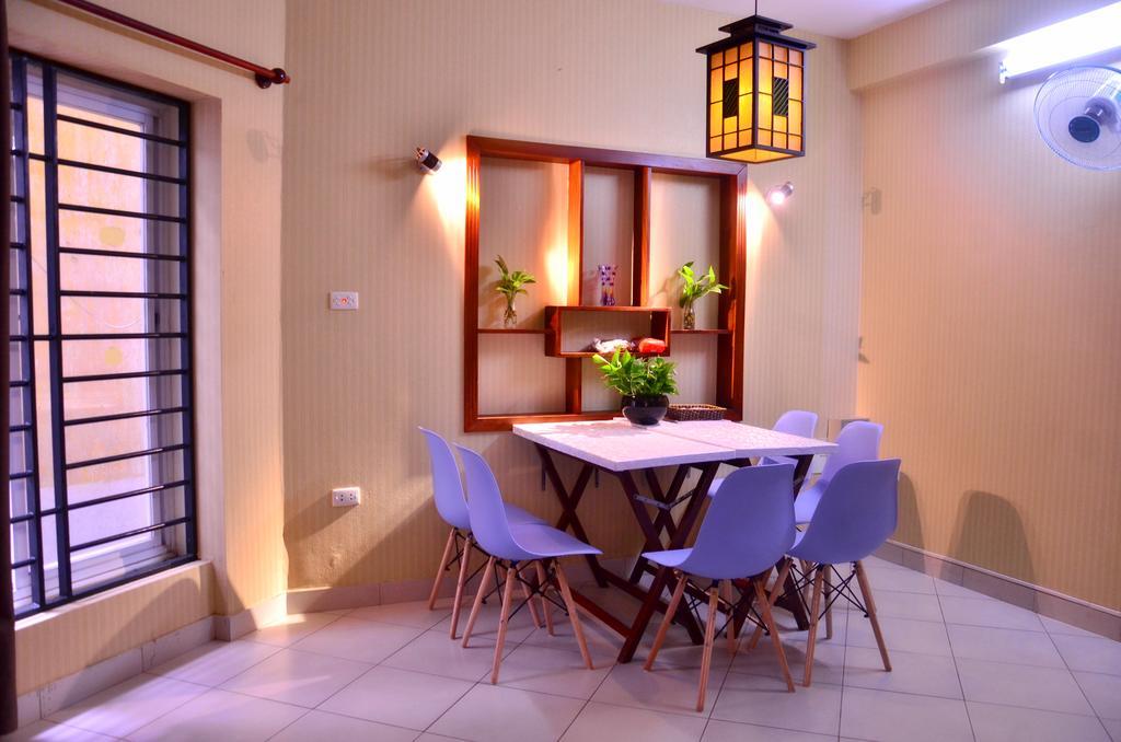 Mia House - Center *